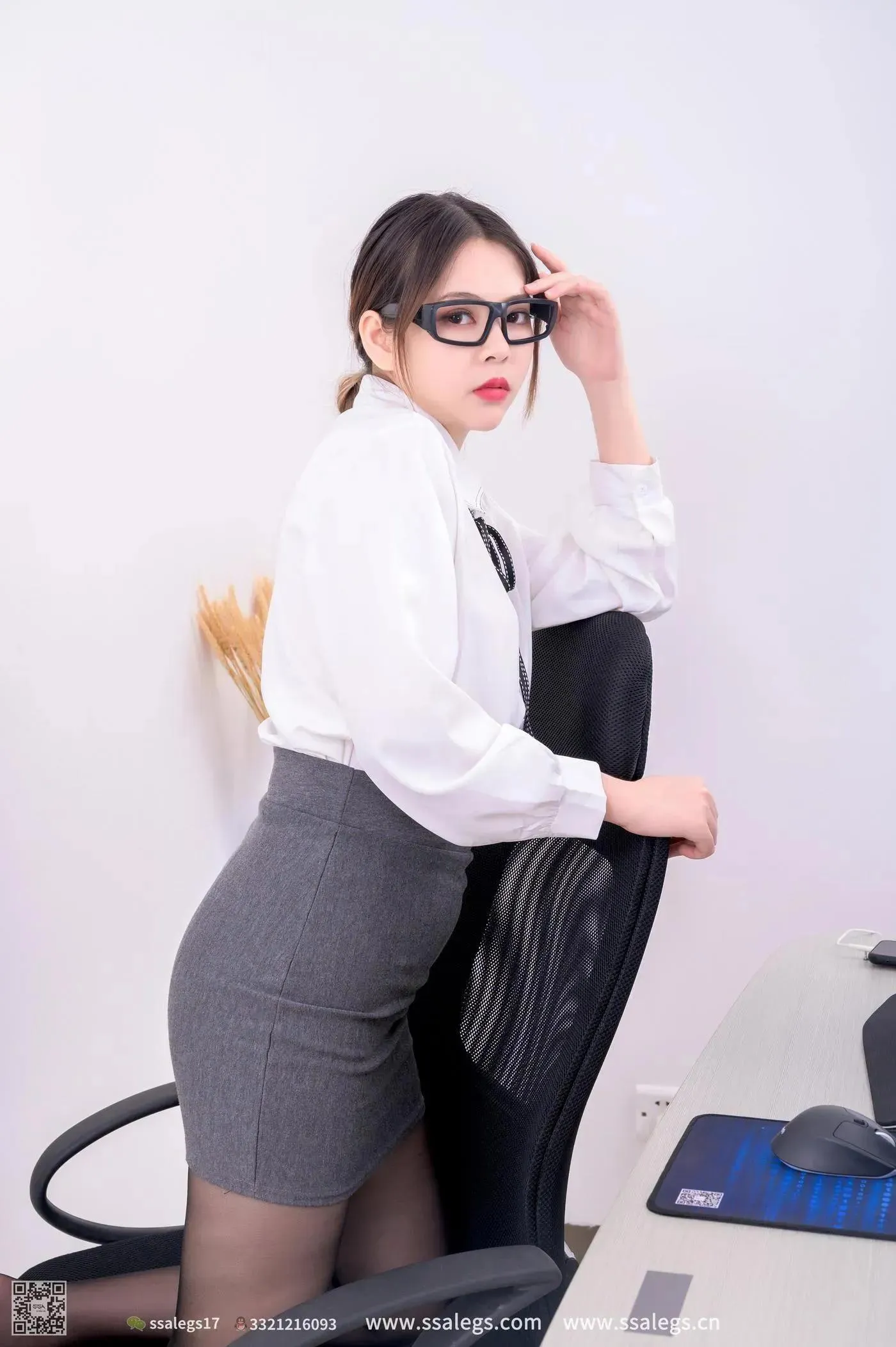 [SSA丝社]超清写真 NO.464 春晓 女同事的丝袜诱惑(下)[24] [46P]插图8